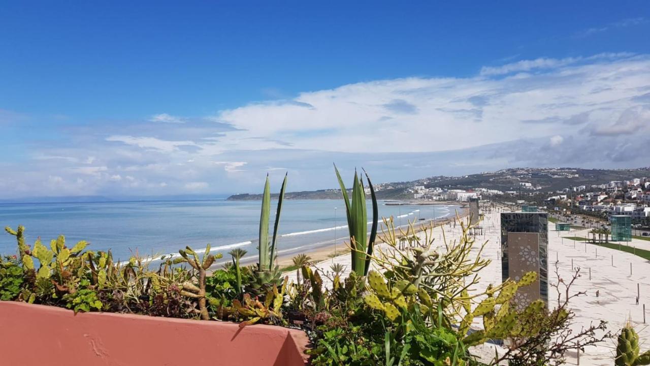 Appartement Bord De Mer Et Piscine En Option 탕헤르 외부 사진